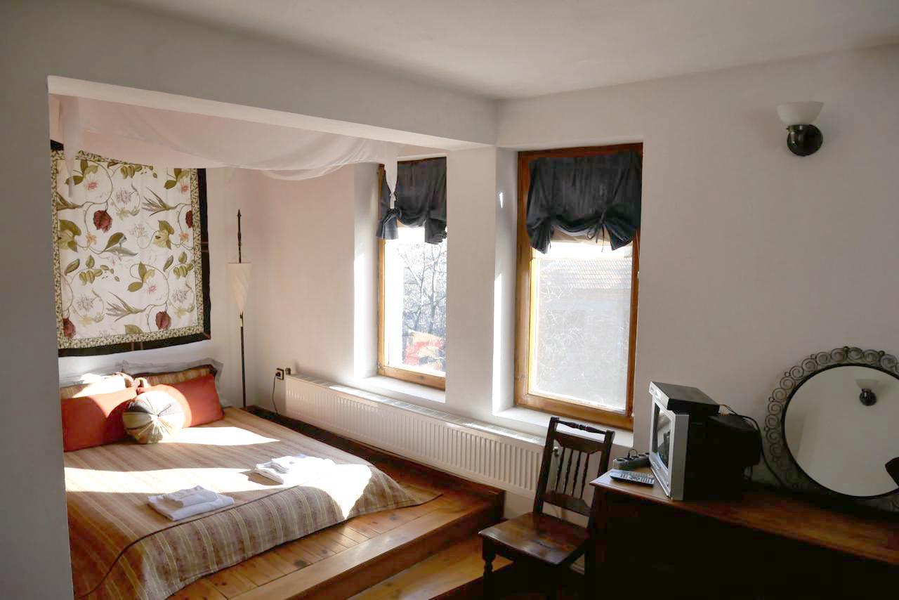 Castle Cottage Bed & Breakfast ベログラドチク エクステリア 写真