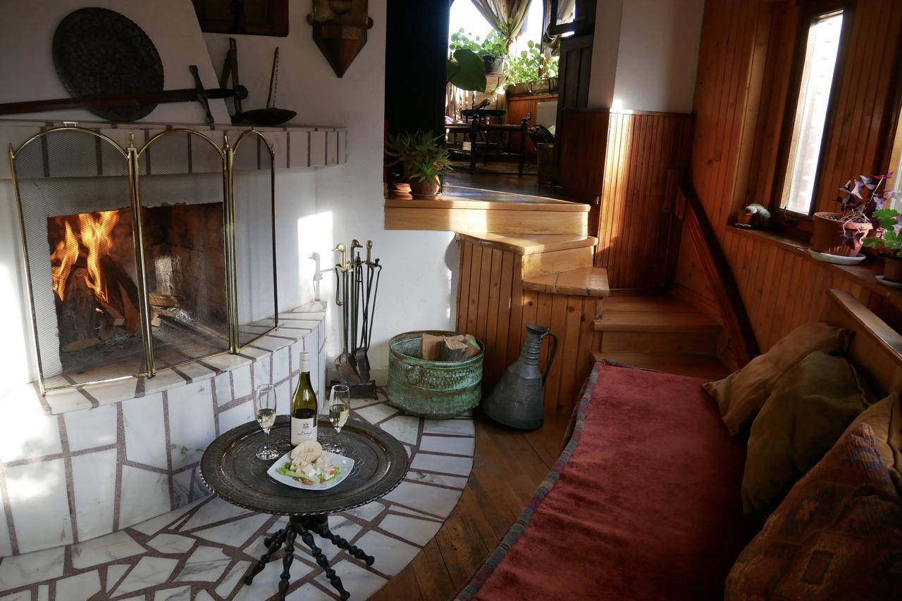 Castle Cottage Bed & Breakfast ベログラドチク エクステリア 写真